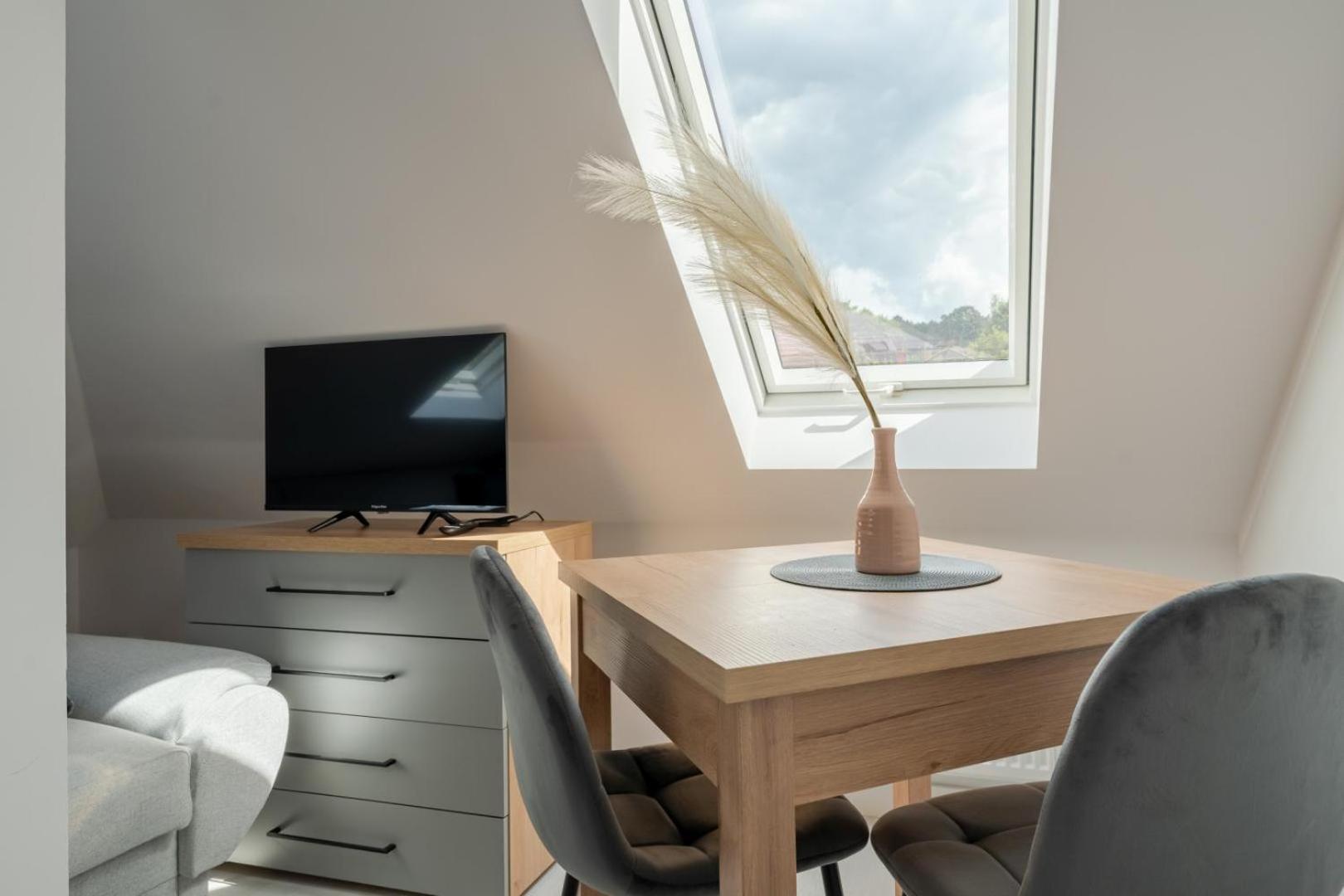 Apartamenty Ok'S - Blisko Centrum W Pelni Wyposazone - By Spaceapart Jelenia Góra Eksteriør billede