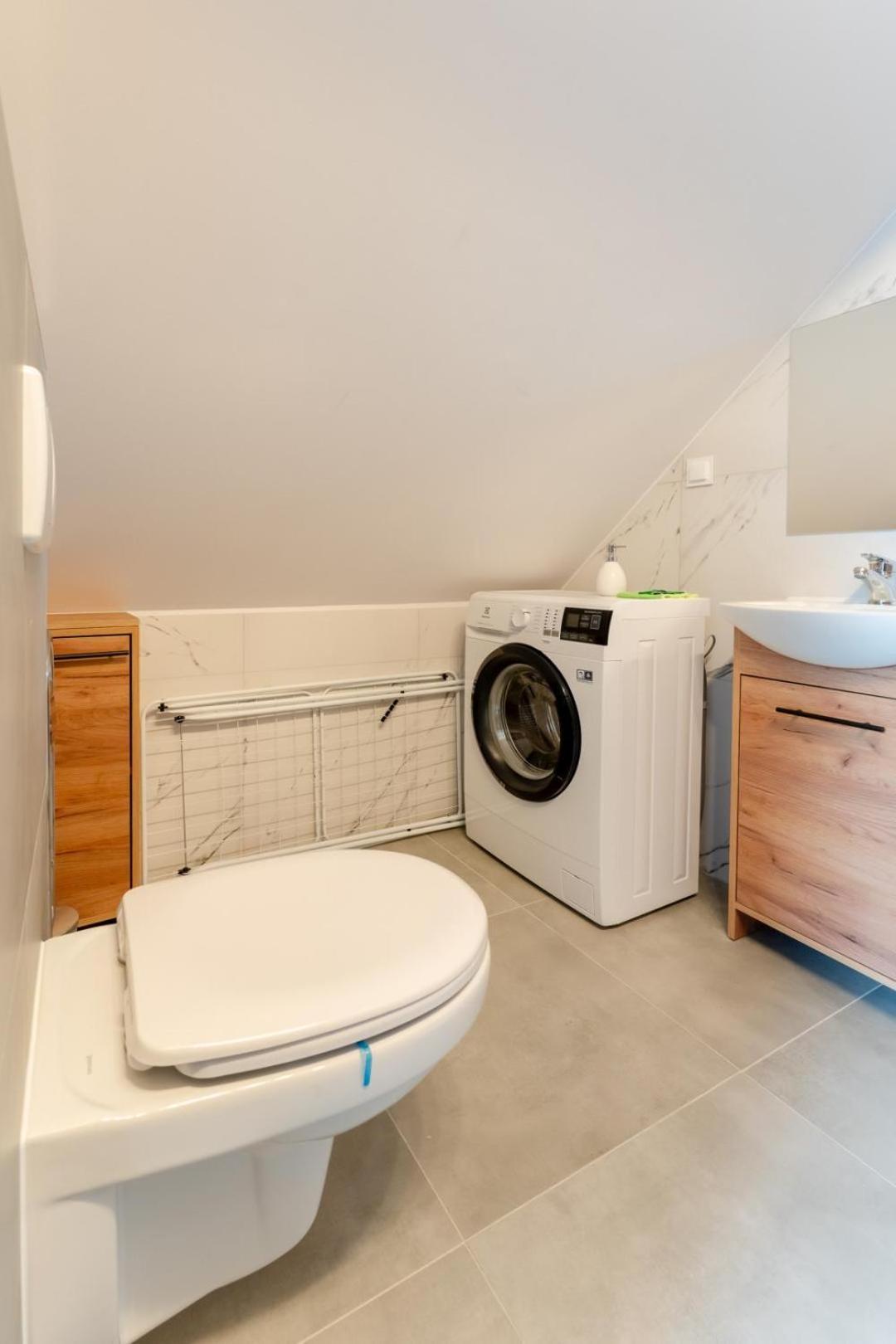 Apartamenty Ok'S - Blisko Centrum W Pelni Wyposazone - By Spaceapart Jelenia Góra Eksteriør billede