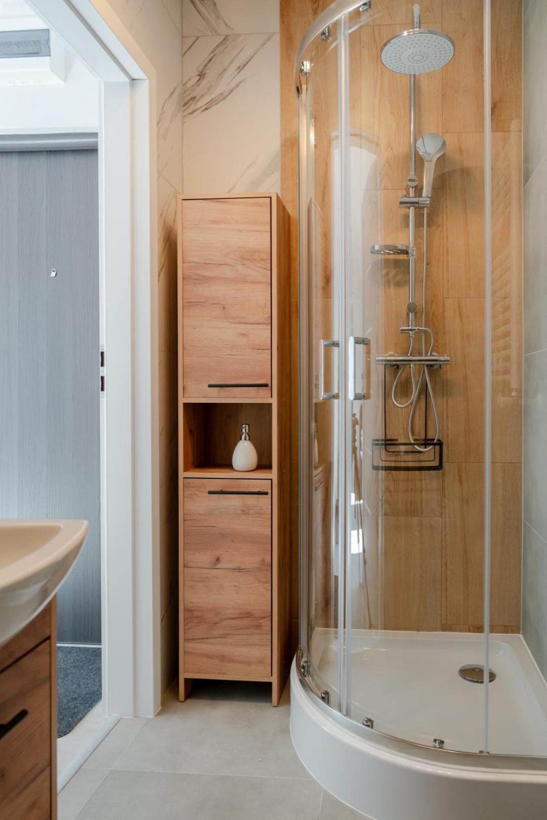 Apartamenty Ok'S - Blisko Centrum W Pelni Wyposazone - By Spaceapart Jelenia Góra Eksteriør billede